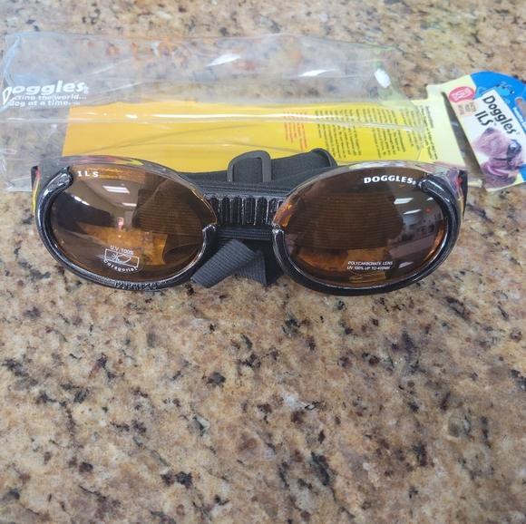 New Racing Flames Black Frame Doggles with Blue Lens - XLargre - Picture 2 of 5
